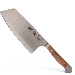 Güde Alpha Bumbieris Chai Dao Güde Alpha Bumbieris Chai Dao