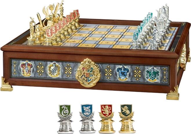 Noble Collection Harry Potter - Cūkušņa mājas Kvidiča šaha spēle Noble Collection Harry Potter - Cūkušņa mājas Kvidiča šaha spēle
