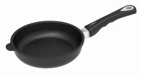 AMT Gastroguss Indukcijas panna 20cm I-520 AMT Gastroguss Indukcijas panna 20cm I-520