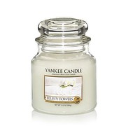 Yankee Candle Fluffy Towels aromātiskā svece 411 g Yankee Candle Fluffy Towels aromātiskā svece 411 g
