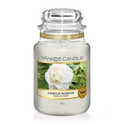 Yankee Candle Camellia Blossom smaržsvece 623 g Yankee Candle Camellia Blossom smaržsvece 623 g