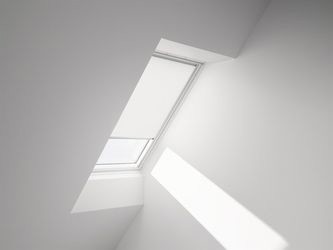 Velux redzamības aizsardzības rullo žalūzija manuāla RFL MK08 Velux redzamības aizsardzības rullo žalūzija manuāla RFL MK08