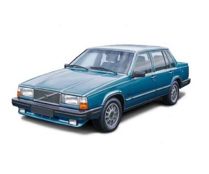 Italeri Volvo 760 GLE (3623) Italeri Volvo 760 GLE (3623)