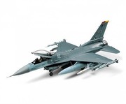 Tamiya F-16CJ Fighting Falcon Tamiya F-16CJ Fighting Falcon
