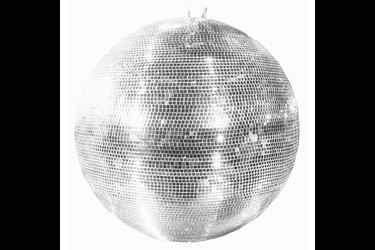 Eurolite spoguļbumba 150cm ar drošības cilpu Eurolite spoguļbumba 150cm ar drošības cilpu