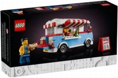 LEGO Icons Retro Food Truck (40681) LEGO Icons Retro Food Truck (40681)