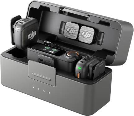 DJI Mic 3 (2 raidītāji + 1 uztvērējs + uzlādes statīvs)