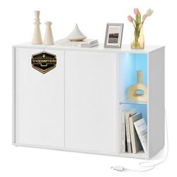 Songmics Sideboard ar apgaismojumu Toolless (BBK372) Songmics Sideboard ar apgaismojumu Toolless (BBK372)