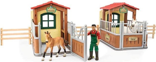 Schleich Farm World - Apmeklējums atklātajā stallī (72116) Schleich Farm World - Apmeklējums atklātajā stallī (72116)