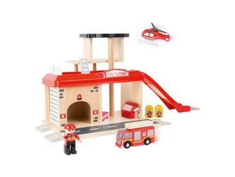 Small Foot Feuerdzēsības stacija ar piederumiem (10900) Small Foot Feuerdzēsības stacija ar piederumiem (10900)