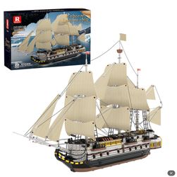 Reobrix HMS Endeavour (66048) Reobrix HMS Endeavour (66048)