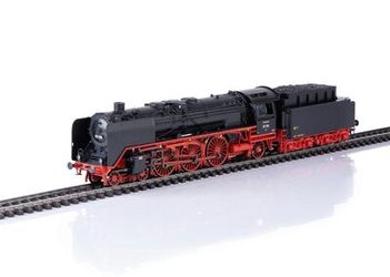 Märklin Dampflokomotive Baureihe 01 (39003) Märklin Dampflokomotive Baureihe 01 (39003)