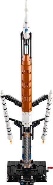 LEGO Technic NASA Artemis SLS-smagkravas raķete (42221) LEGO Technic NASA Artemis SLS-smagkravas raķete (42221)