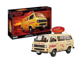 Revell Stranger Things VW T3 bus Surfer Boy (07725) Revell Stranger Things VW T3 bus Surfer Boy (07725)