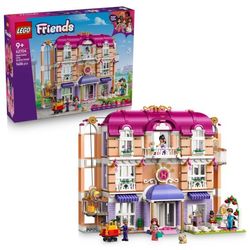 LEGO Friends Lielviesnīca Heartlake City (42704) LEGO Friends Lielviesnīca Heartlake City (42704)
