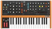 Behringer Poly D