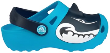 Crocs Shark