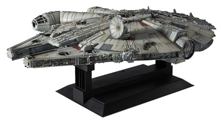 Revell Millennium Falcon "Perfect Grade" (01206)